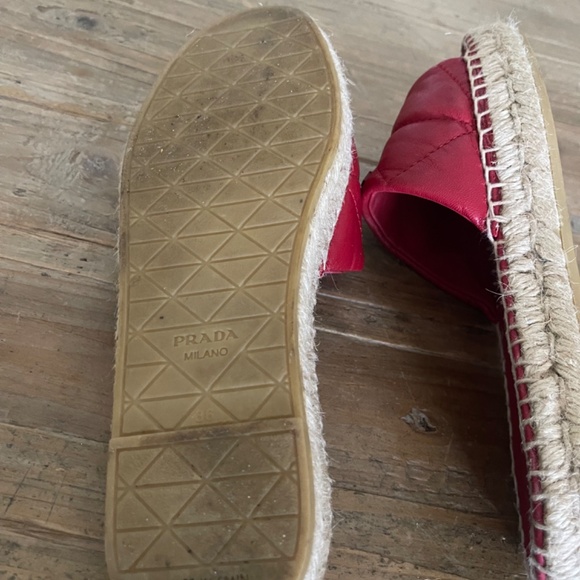 EUC Prada slides size 35 Red quilted leather espadrille - Picture 5 of 8